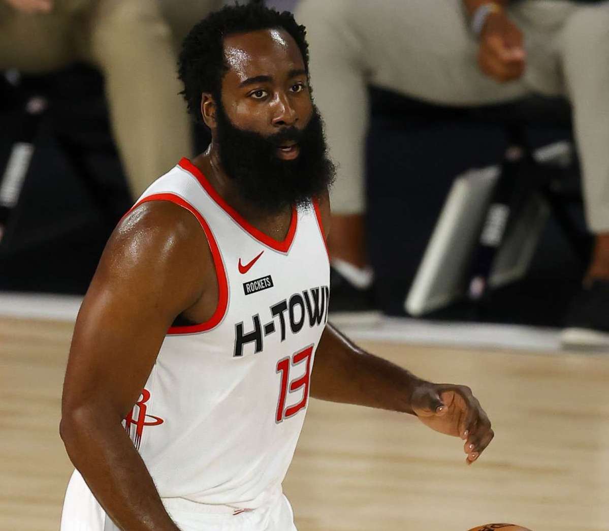 郑蕴和则打 郑蕴和则打