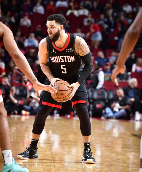 而享有盛名 而享有盛名