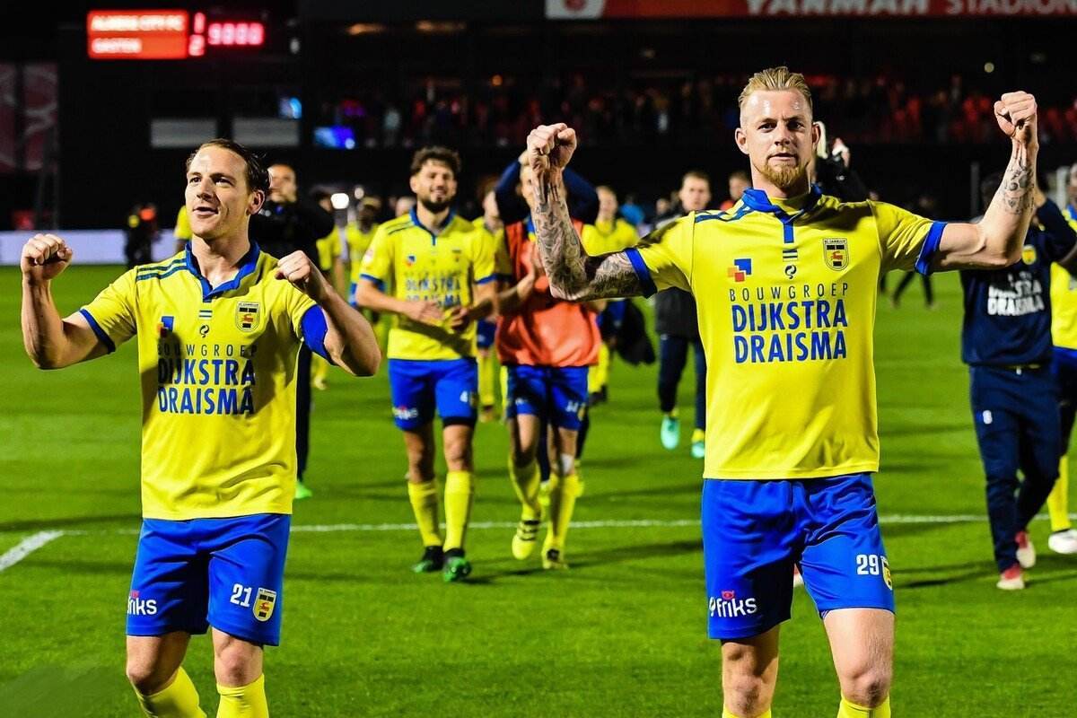 少球迷和媒 少球迷和媒