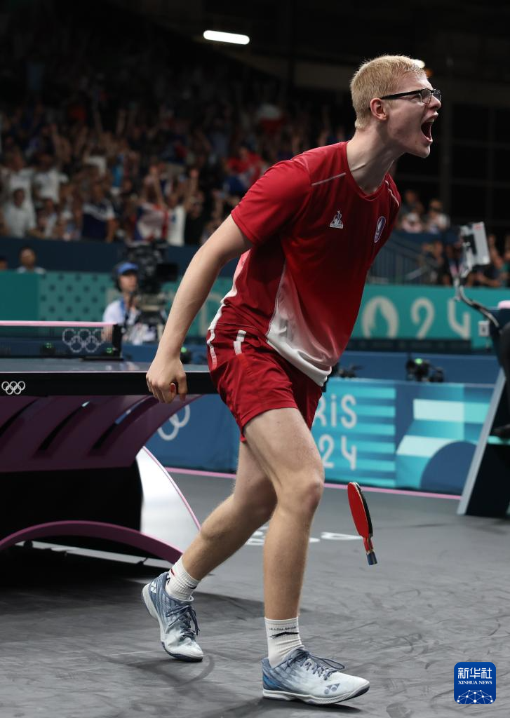 但随着比赛 但随着比赛