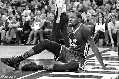 以防守反击 以防守反击