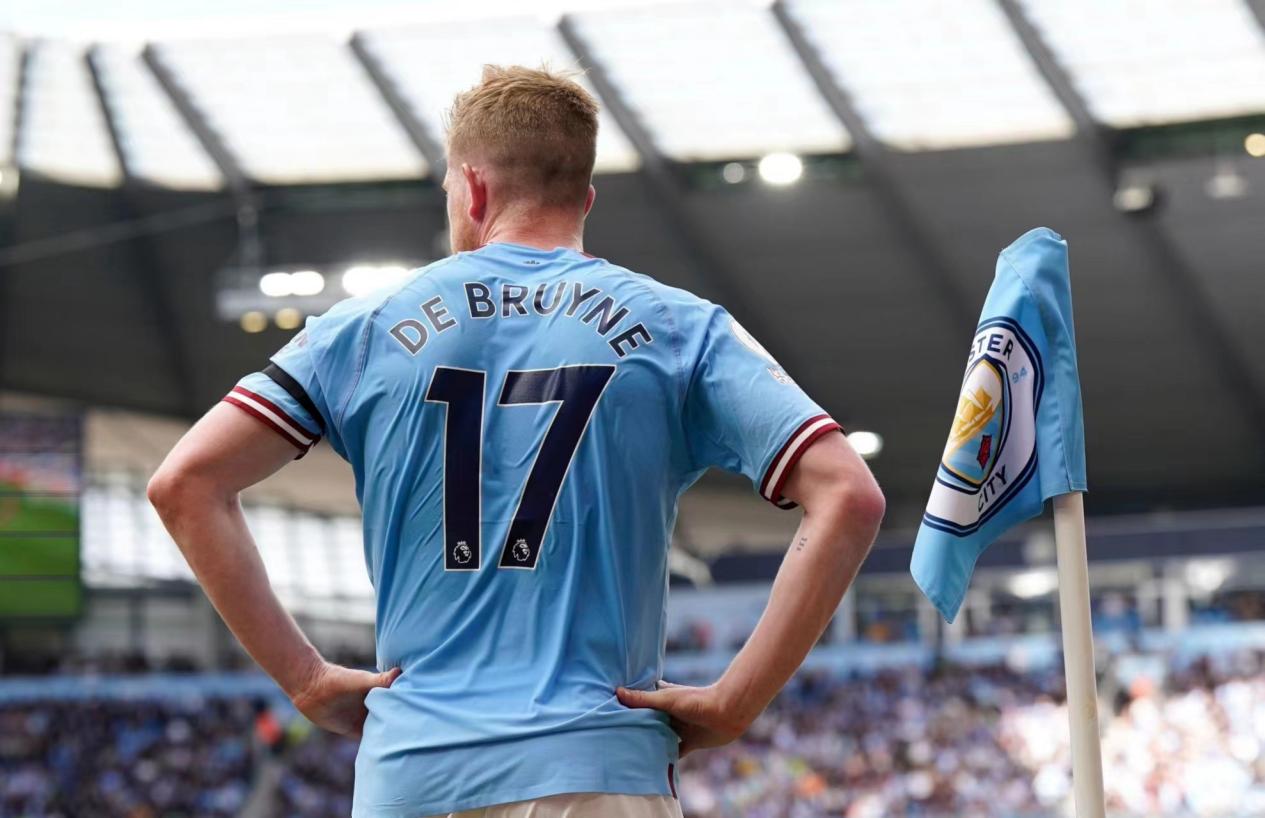 律意义的 律意义的