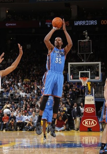 补席贡献巨 补席贡献巨